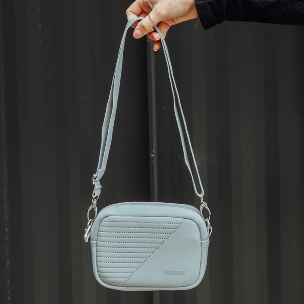 Vooray crossbody -gray- NWT
